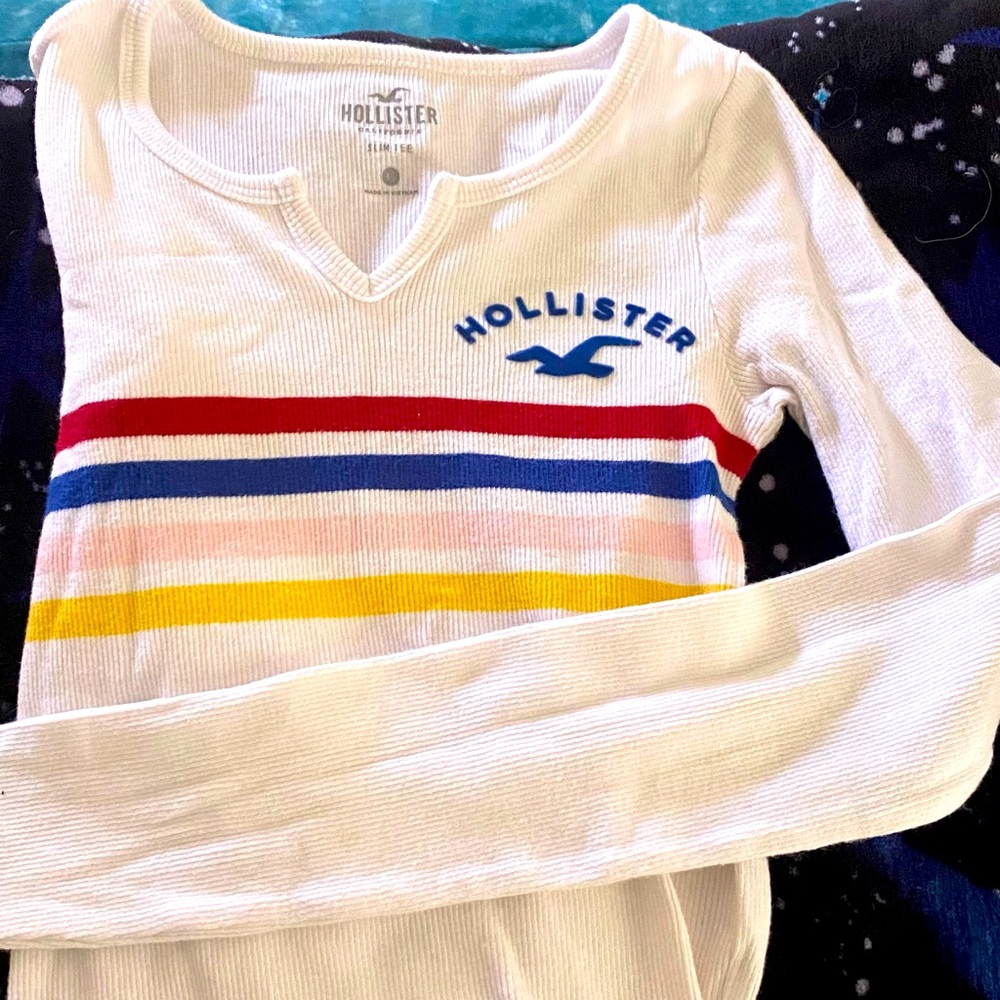 Hollister California Long Sleeve Graphic tee
